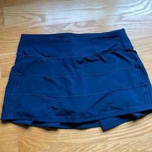 Lululemon pace rival mid rise skirt